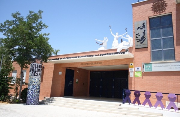 24174452_115030209279828_1262320345348911588_n